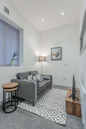 Modern 1 Bedroom Apartment in Dudley